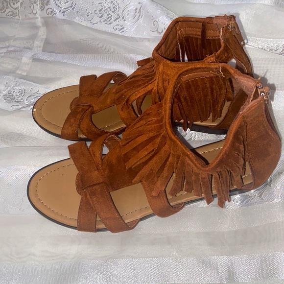 🦋🦋LELLA STONE SANDALS 🦋🦋 - Picture 4 of 7